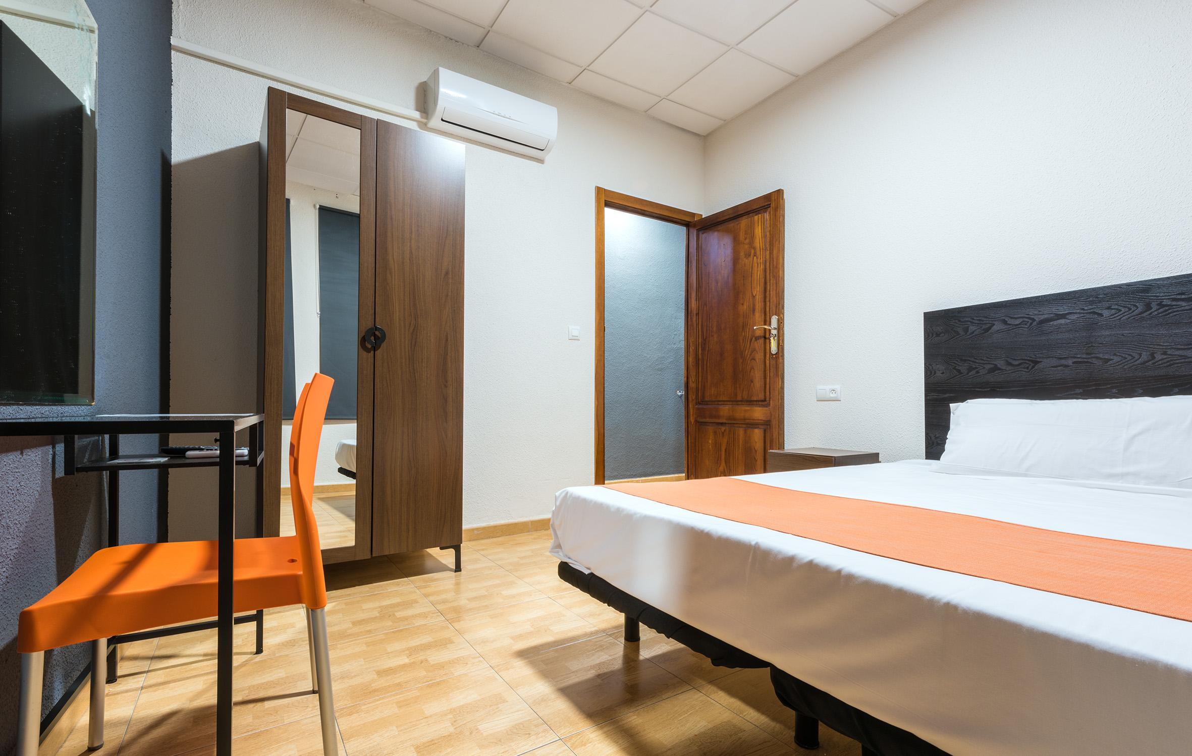 Kubik Hotel Caces Eksteriør bilde