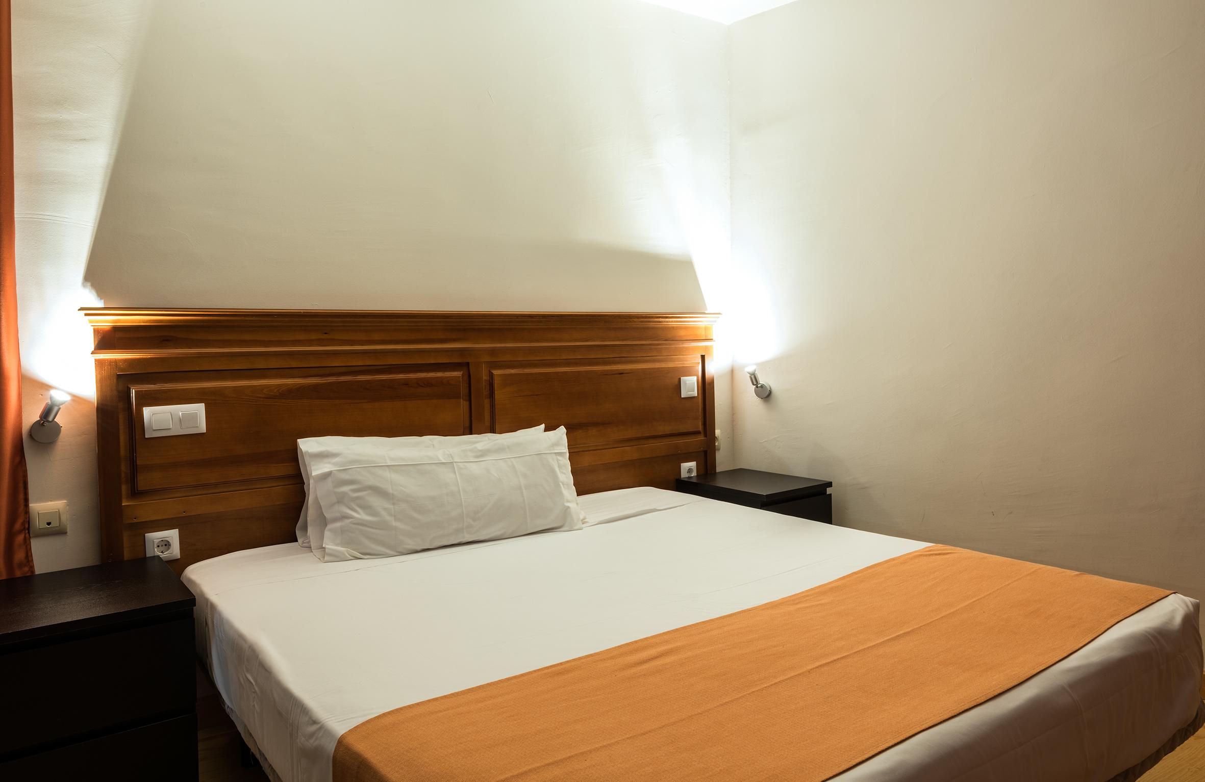 Kubik Hotel Caces Eksteriør bilde