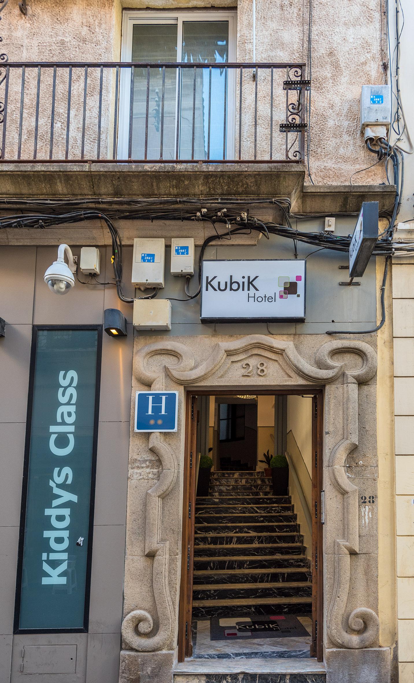 Kubik Hotel Caces Eksteriør bilde